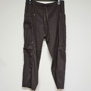 Eileen Fisher Cropped Cargo Linen Blend Pant In Color Rye, Size 10